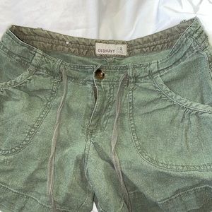Old navy army green shorts